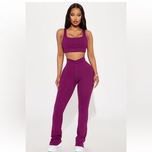 Fashion nova active wear set.